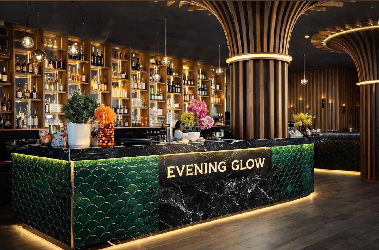 Evening Glow Restaurant - Elegantes Interieur mit Bar